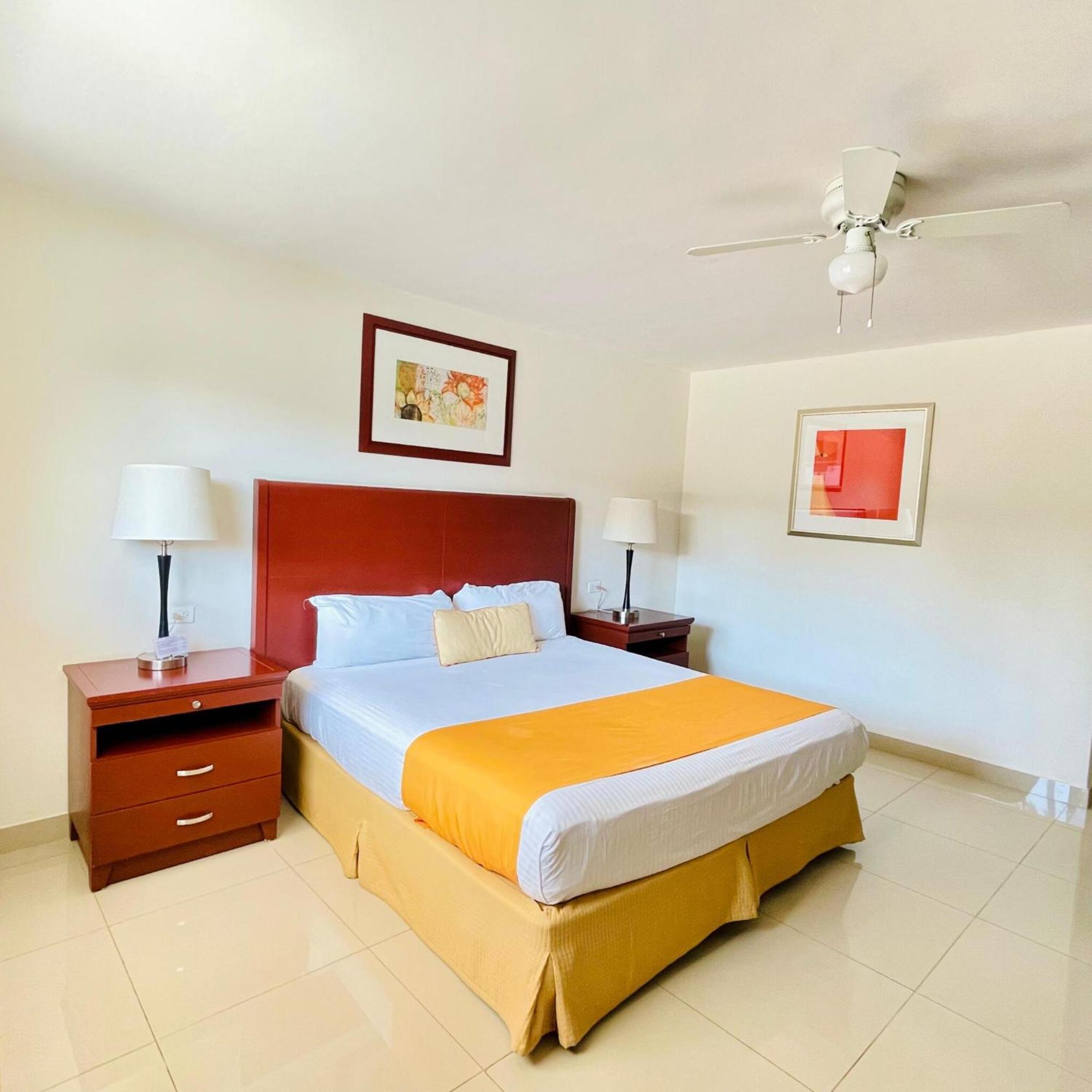 אנסנאדה Hotel Presidente מראה חיצוני תמונה